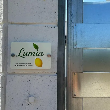 Lumia *